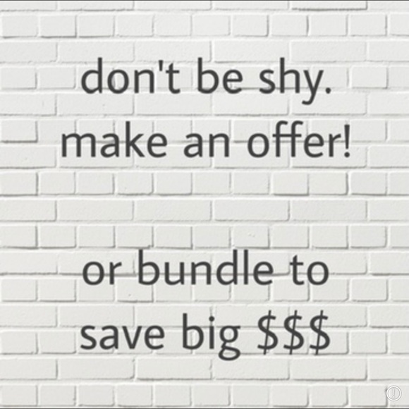 Lululemon Beige Midweight Cargo Shorts Size 36 - Picture 10 of 10